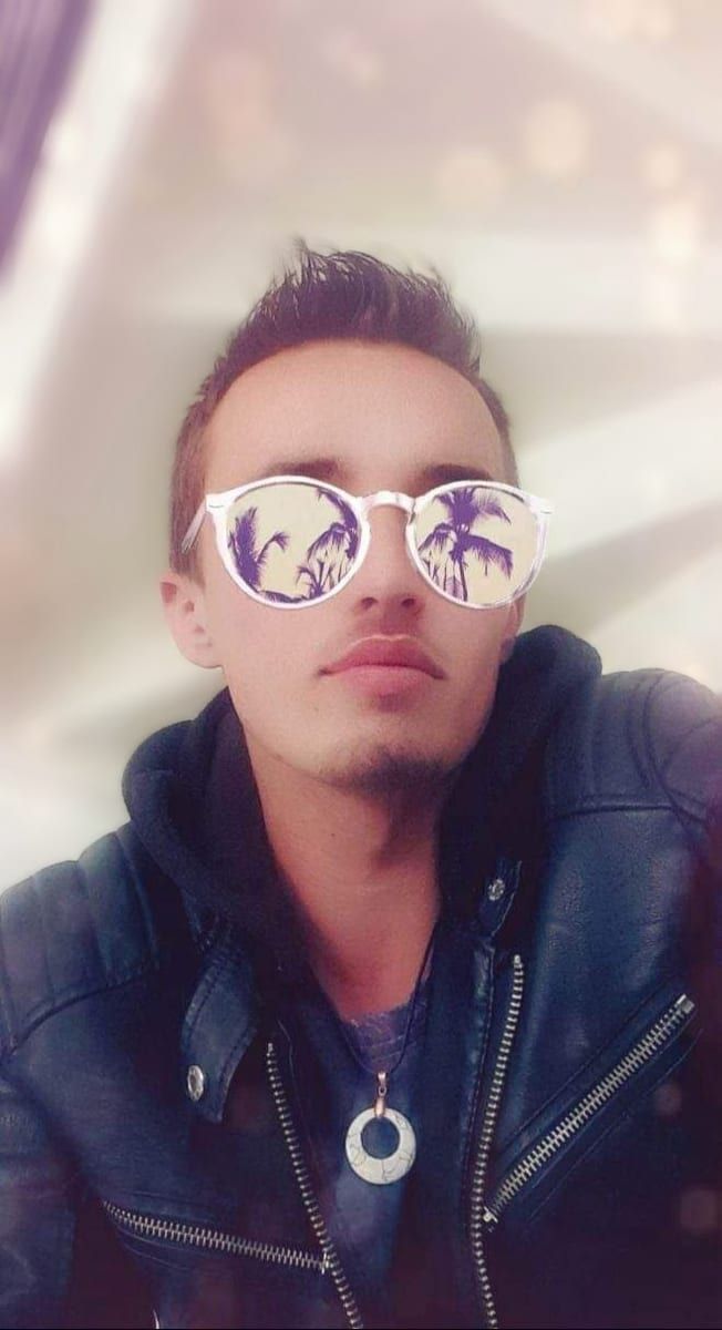 Profil von Mitia